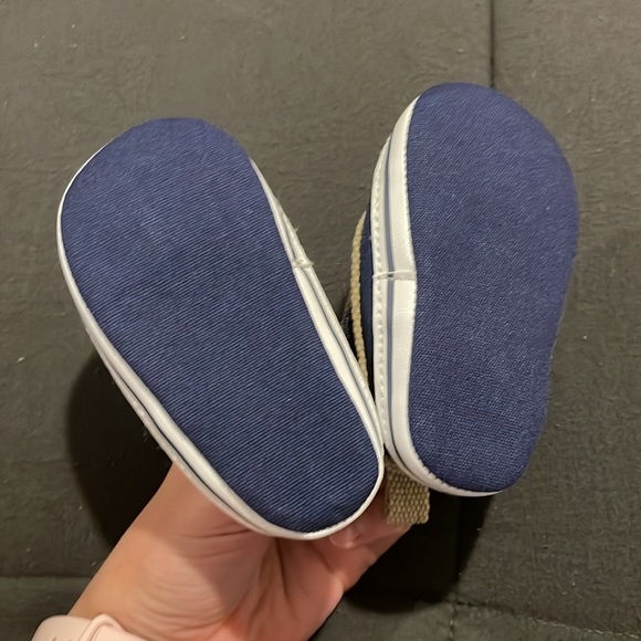 BRAND NEW ⭐️
Carters baby slip on shoes - Picture 5 of 6
